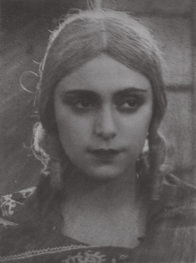 Рахиль Мессерер, 1926 год. Выставка «Макияж 1920-х» с этой фотографией.&nbsp;