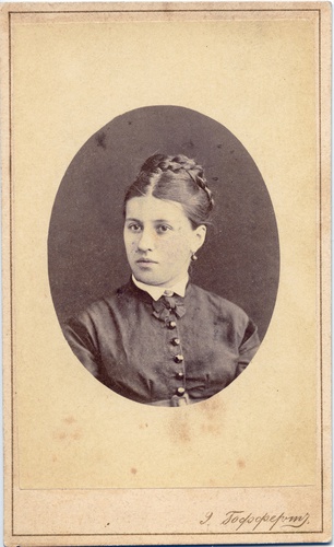 Женский портрет, 1880-е, г. Санкт-Петербург
