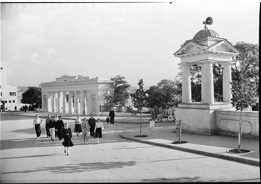 Фото "Пропилеи Графской пристани", 1955 год, г. Севастополь - История ...