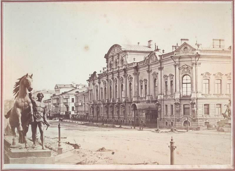 Дом князя Белосельского-Белозерского, 1860-е, г. Санкт-Петербург. Выставка «Петербургские дворцы» с этой фотографией.
