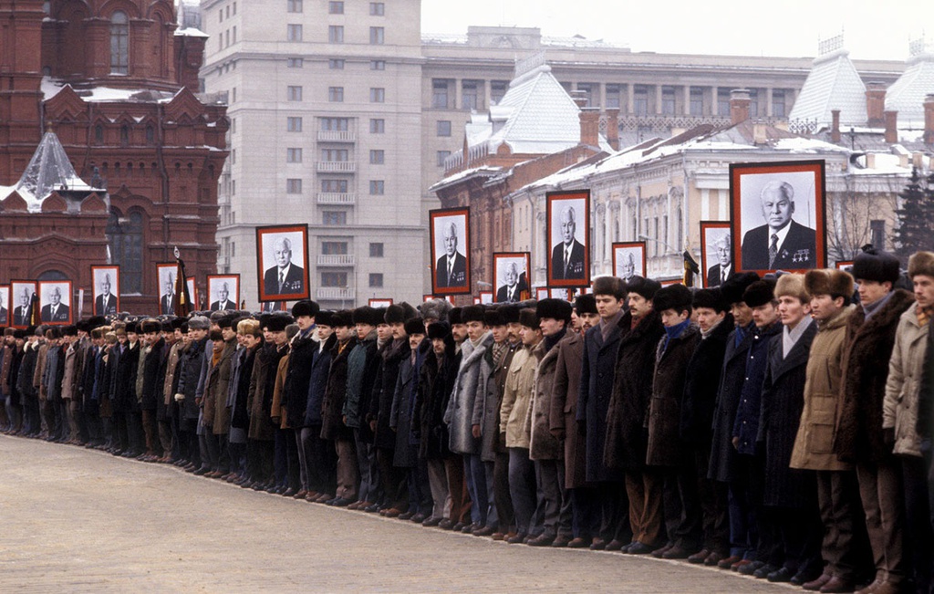 Похороны Константина Черненко, 13 марта 1985, г. Москва. Выставка «Как хоронили лидеров СССР» с этой фотографией.