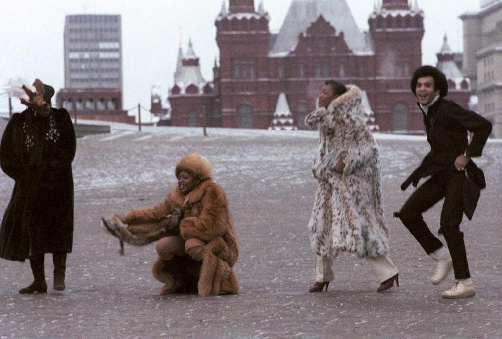 «Бони Эм.» на Красной площади, 1978 год, г. Москва. Выставка «Юрий Абрамочкин. Гений фотоочерков» с этой фотографией.