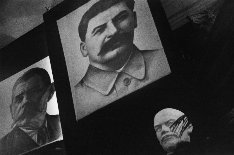 I Всесоюзный съезд советских писателей, 17 августа 1934 - 1 сентября 1934, г. Москва. Видеовыставка «Первый съезд советских писателей» с этой фотографией.