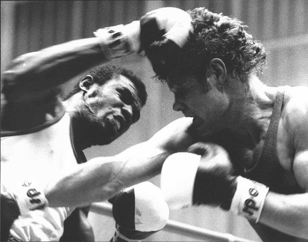 Боксерский поединок, 1960-е. Выставка «Бокс!» с этой фотография.