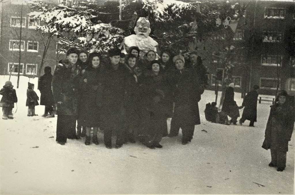 Веселая компания, 1955 - 1957, г. Москва