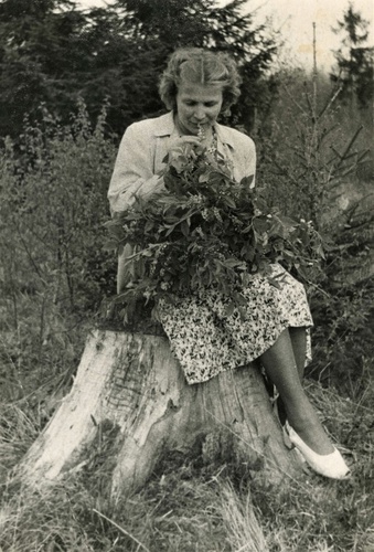 Ольга Александровна Тихомирова (Никифорова), 1950-е