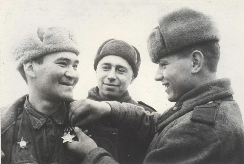 Поздравление с наградой, 1944 год