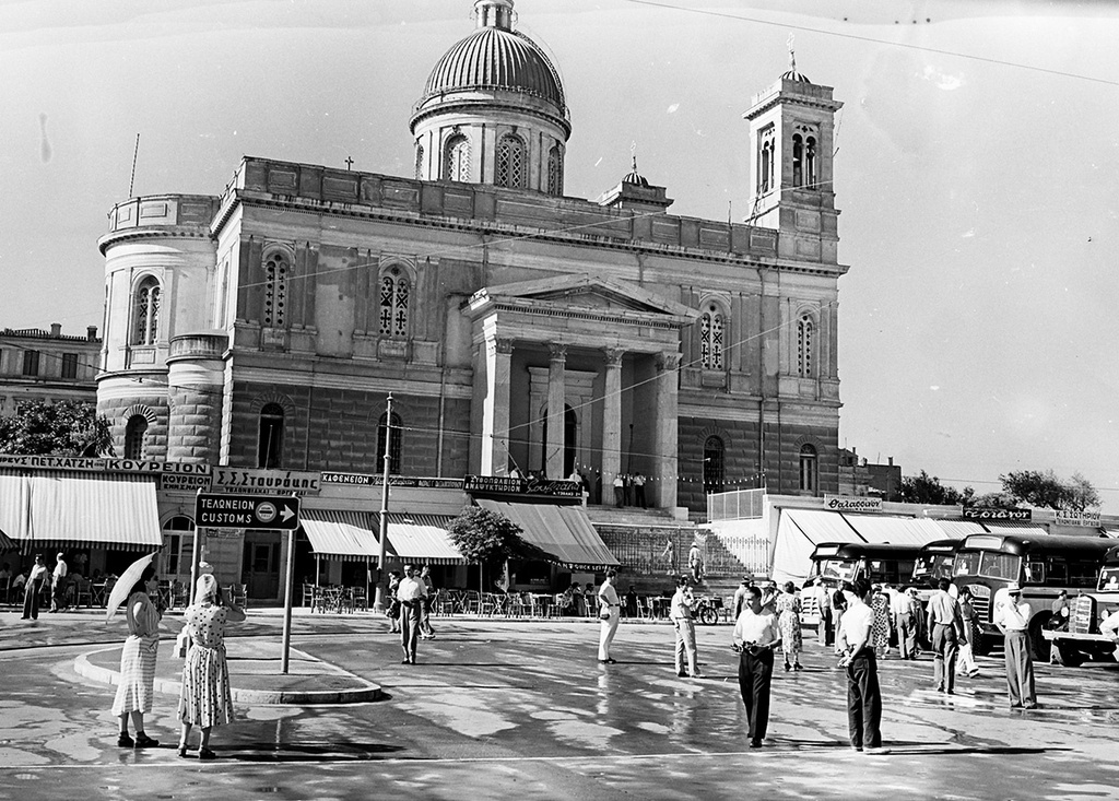 Церковь святого Николая, 7 июля 1957, Греция, г. Пирей. Из цикла «Вокруг Европы на теплоходе "Грузия"».Выставка «В Европу на теплоходе» с этой фотографией.