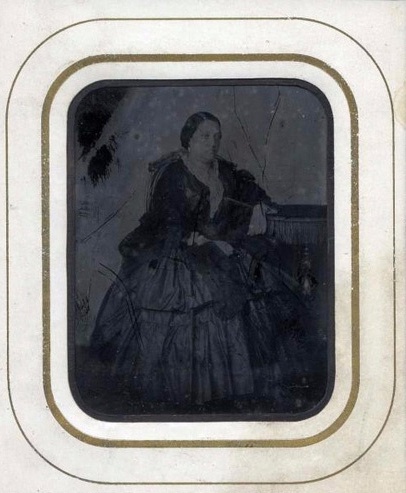 Портрет женщины, 1850-е. Амбротип.Видеовыставка&nbsp;«К 180-летию фотографии. Эпизод II. "Амбротип, ферротип, паннотип"» с этой фотографией.&nbsp;
