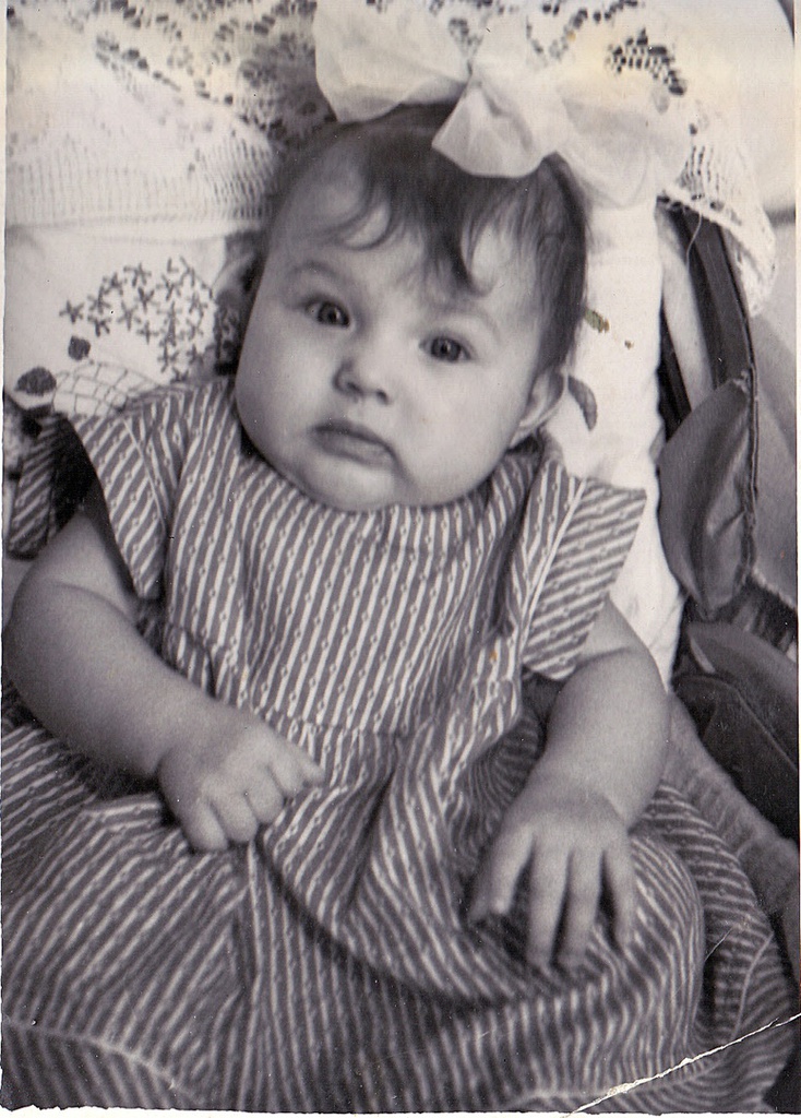 Я в коляске, июль - август 1963, г. Чапаевск. Выставка «Мамин фотоальбом» с этой фотографией.