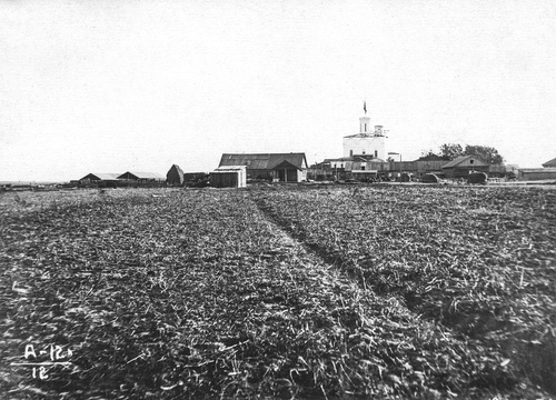 Вид вблизи монастыря, 1936 год, Северный край, пос. Судострой