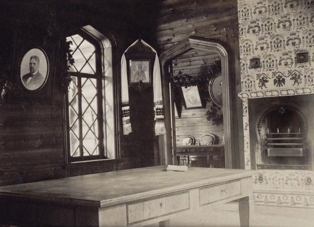 Общий зал для заседаний в главном доме, 1896 год, Московская губ., с. Измайлово. Из альбома опытной пасеки И. Р. О. А. Ж. и Р. (Императорского русского общества акклиматизации животных и растений).
