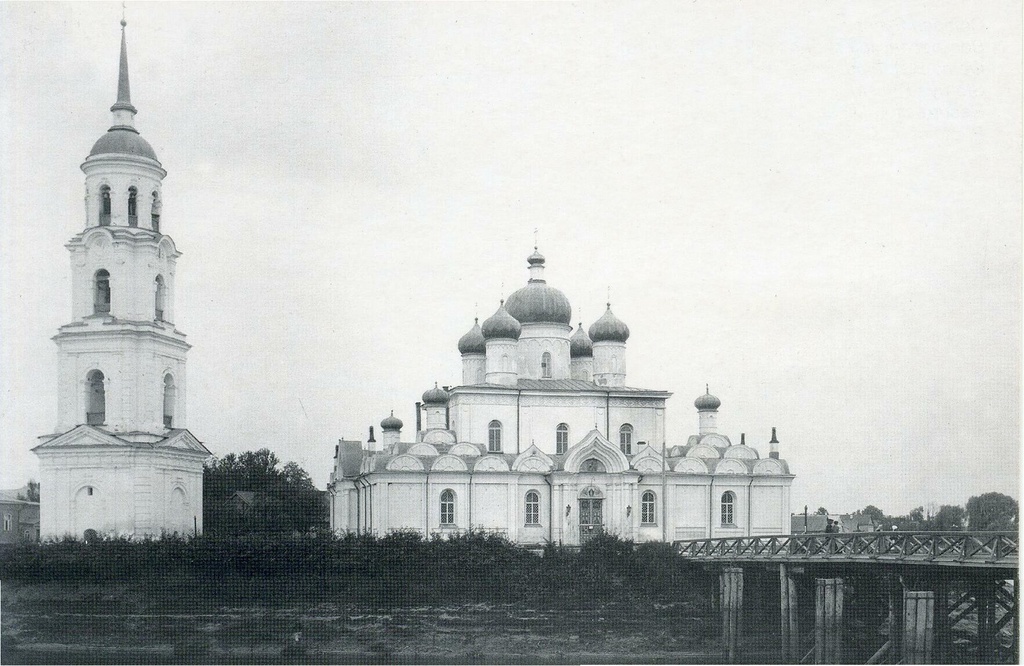 Воскресенский собор, июнь - июль 1901, Новгородская губ., г. Старая Русса. Построен в 1692–1696 годы.