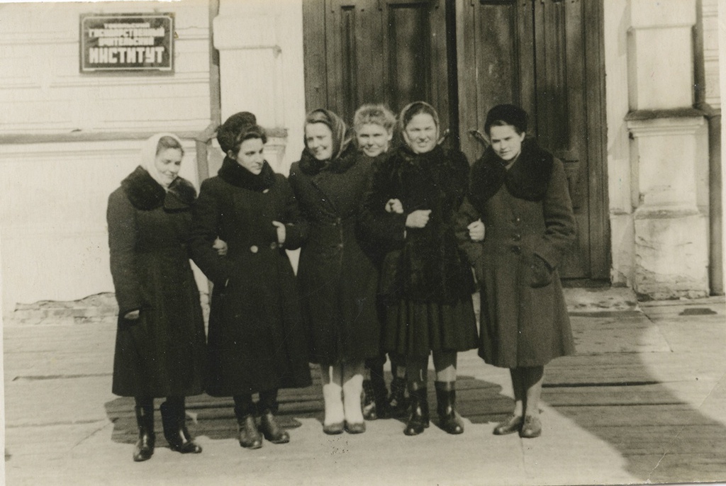 Фото "Второй литфак", 1954 год, Тюменская обл., г. Тобольск - История ...