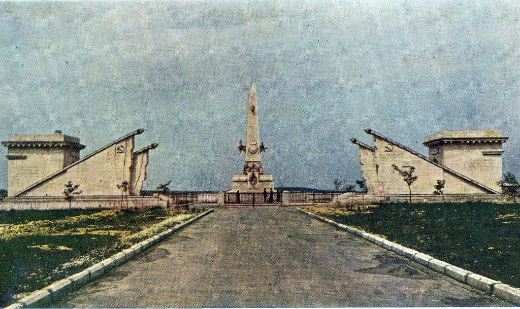 Фото памятники города севастополя