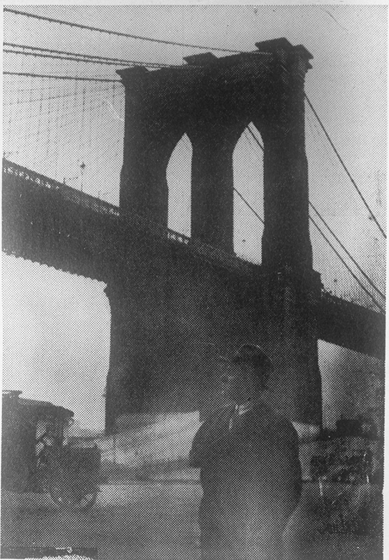 Владимир Маяковский у Бруклинского моста. Репродукция с фотографии 1925 года, 1951 год, г. Нью-Йорк