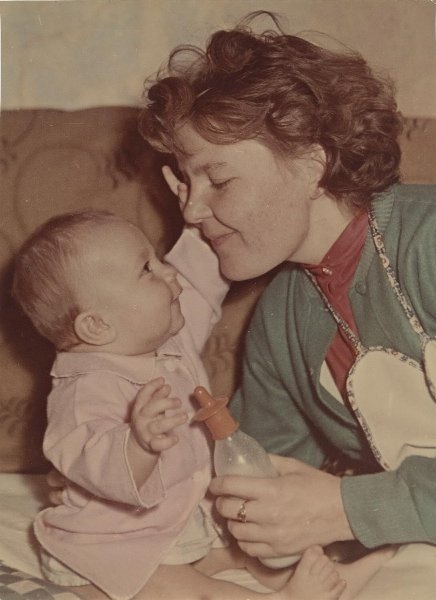 «Мамочка», 1959 год. Выставка «День матери» с этой фотографией.