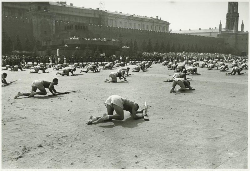 Парад физкультурников на красной площади 1936