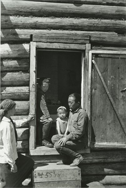 Без названия, 1938 год, Бурят-Монгольская АССР. Выставка «Страна Ая-Ганга» с этой фотографией.