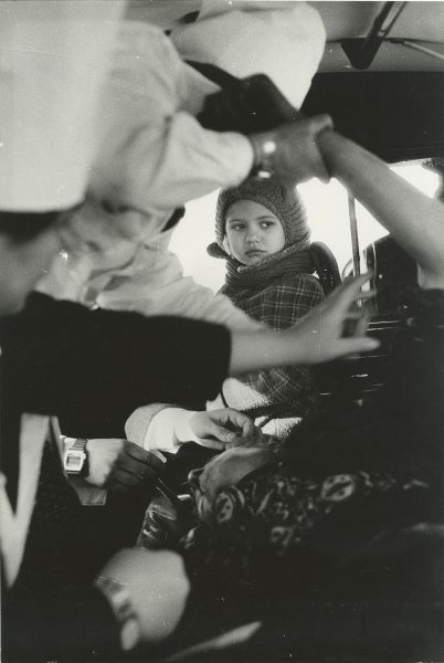 Карета скорой помощи, 21 апреля 1979, Кемеровская обл., г. Новокузнецк. Выставка «Апрельская прогулка» с этой фотографией.