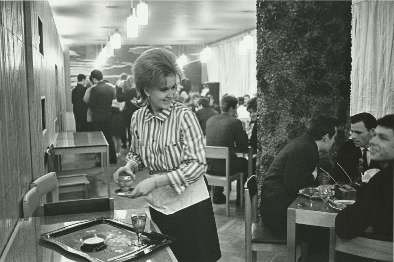 В кафе, 1965 - 1966, Красноярский край, г. Норильск