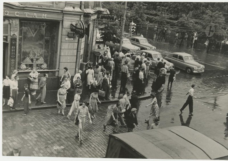 Кузнецкий Мост из окна редакции «Советское фото», 1957 год, г. Москва