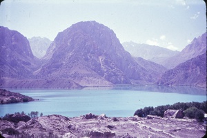 Озеро-легенда. Искандеркуль 2200 метров, 1970 год, Таджикская ССР. Из серии «Фаны».