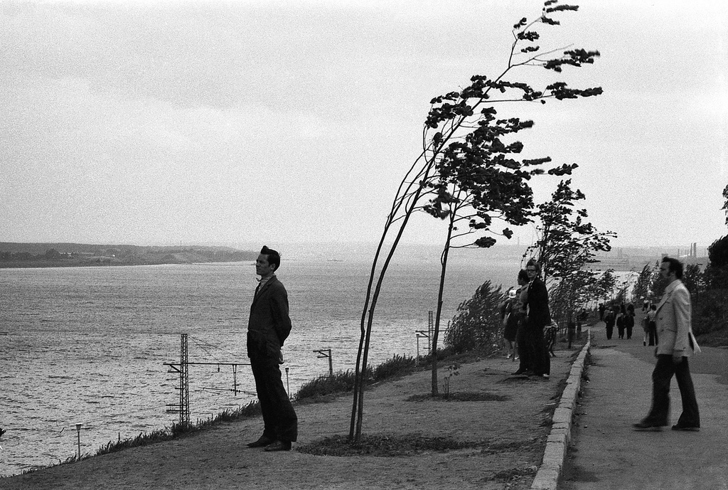 Ветер с Камы, 1975 год, г. Пермь. Выставки&nbsp;«Ветер крепчает»,&nbsp;«"Личное и лиричное" фотографа Валерия Усманова» с этой фотографией.