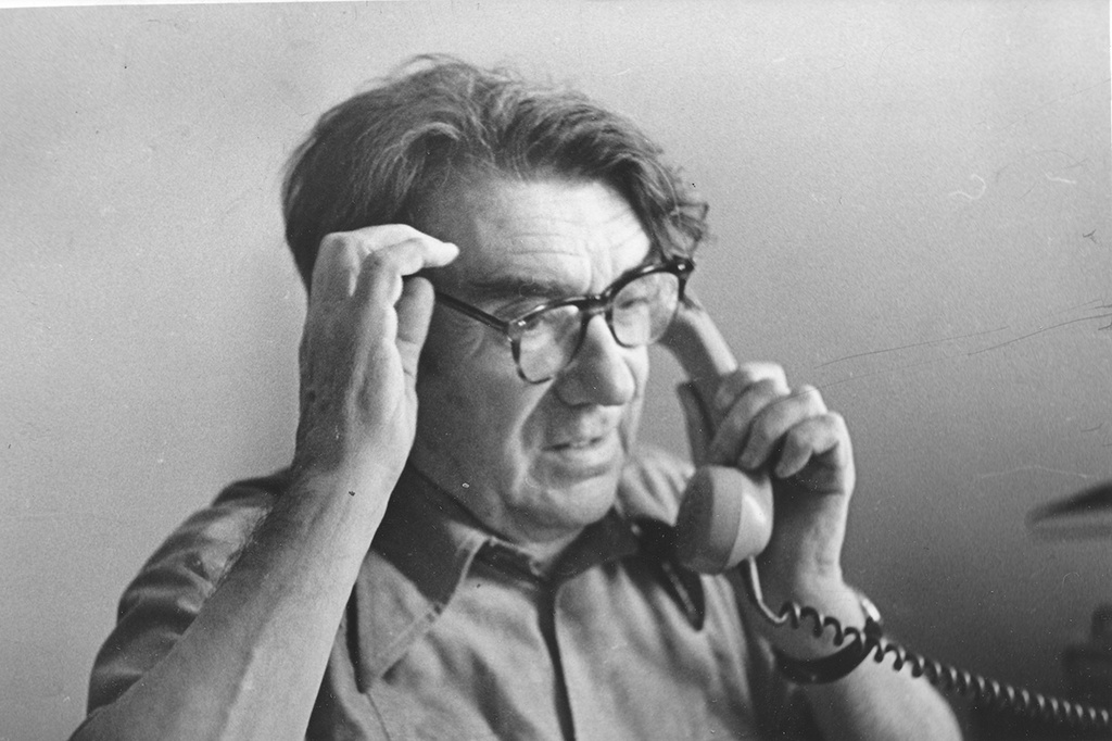 Борис Полевой, 1970-е. Выставка «У меня зазвонил телефон...» с этой фотографией.