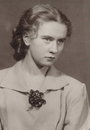 Людмила, 16 февраля 1955, г. Свердовск