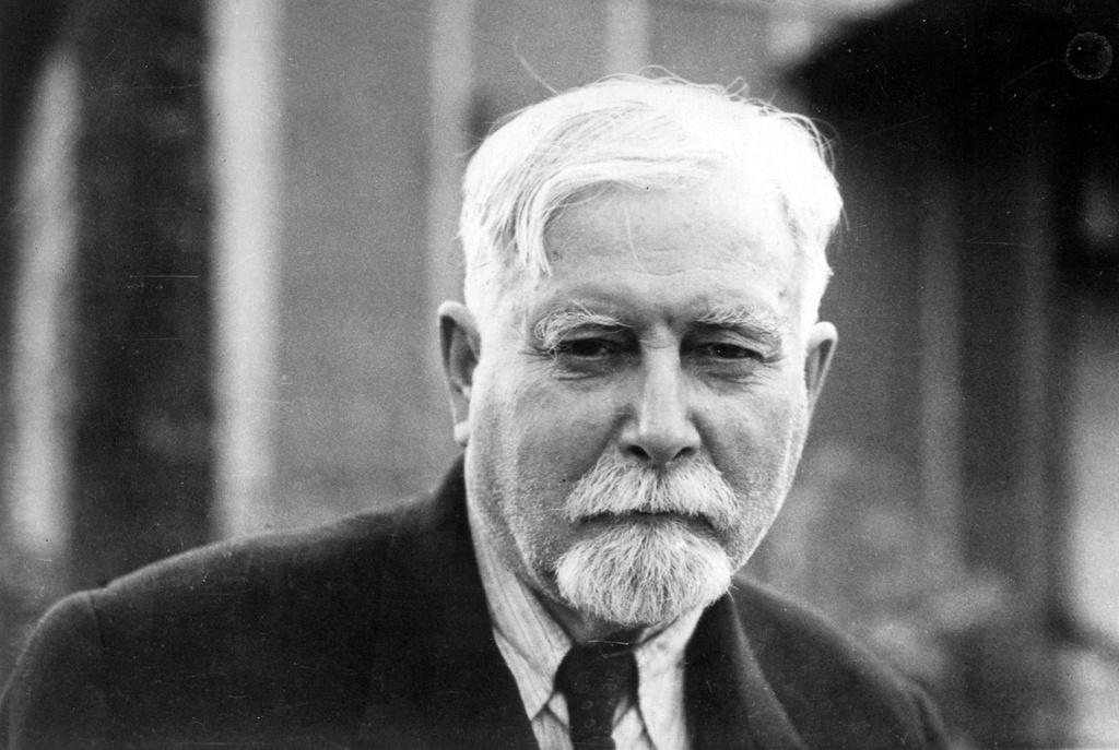 Геолог Дмитрий Васильевич Наливкин, 1965 - 1970, г. Ленинград. Дмитрий Васильевич Наливкин (1889–1982). Фото передано его семьей в Отдел истории геологии ГИН АН СССР, Москва.Видео «Дмитрий Наливкин» с этой фотографией.