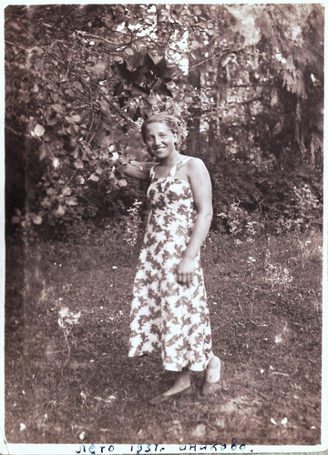 Мария в сарафане, 1 июля 1937 - 1 сентября 1937, Московская обл, Одинцовский р-н, дер. Аниково