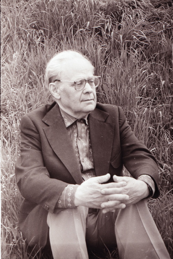 Фото "Вячеслав Иванович Пальман. Около метро «Баррикадная»", 23 мая ...