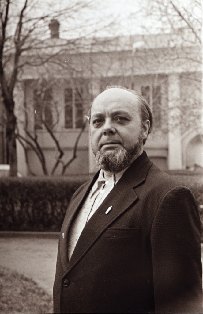 Апреля 1980