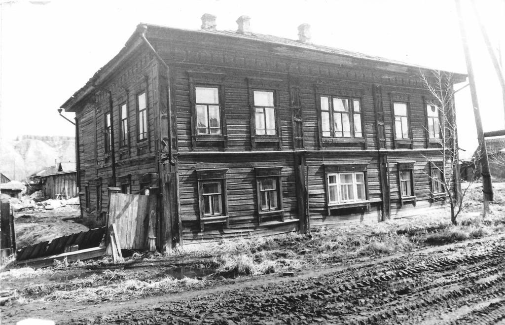 Фото "Улица Горького", 1985 год, г. Тобольск - История России в фотографиях