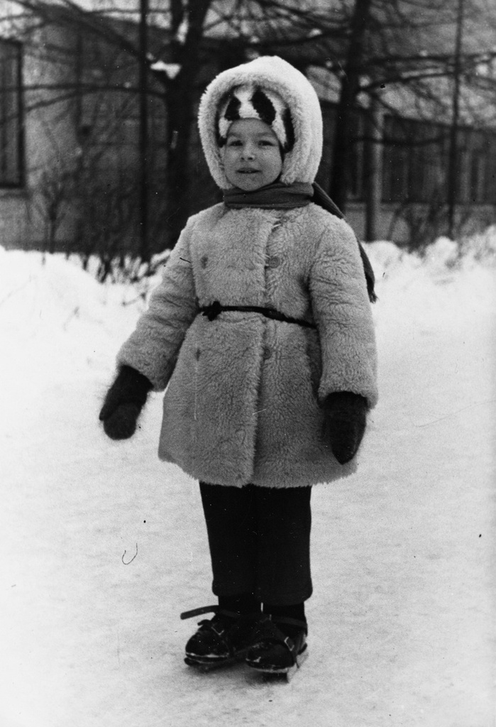 На коньках, 1980 год, г. Москва