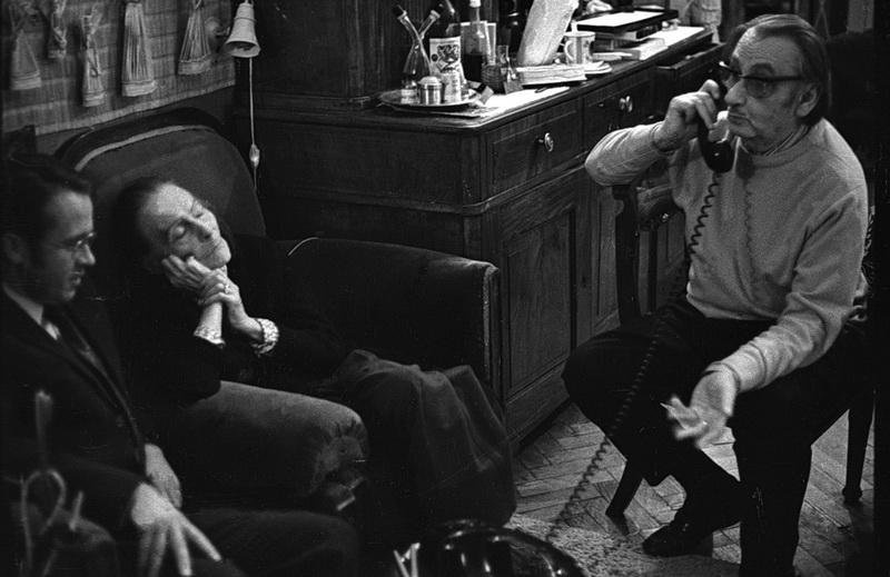 Лиля Брик и литературовед Василий Катанян, 1974 год, г. Москва. Выставка «У меня зазвонил телефон...» с этой фотографией.