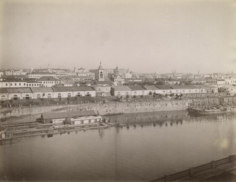 Панорама Китай-города со стороны Раушской набережной, 1890-е, г. Москва