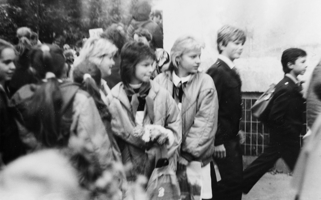 Девятиклассницы и девятиклассники, 1 сентября 1991 - 1 октября 1991, г. Москва. Школа № 685.