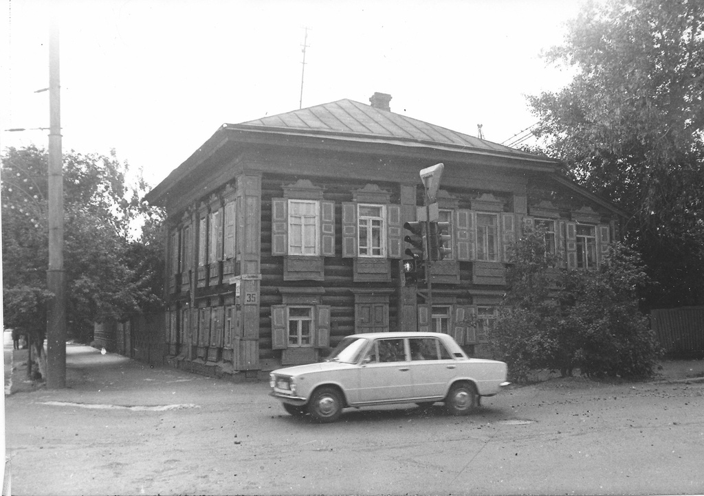 Полевая улица, 1985 - 1986, г. Тюмень