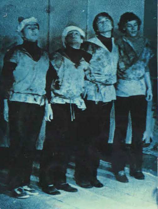 «Ассоль», 4 июля 1980 - 25 декабря 1981, г. Ленинград. Студия.Выставка «"ЮТЕС" – маленькая неизвестная театр-студия» с этой фотографией.