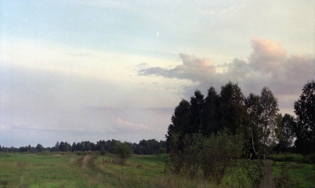 Вечернее небо, июль 1995, Калужская обл., Тарусский р-н, с. Барятино