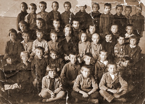 Ученики средней школы № 11 Петроградского района, 1934 год, г. Ленинград