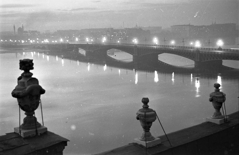Кировский мост вечером, 1947 - 1955, г. Ленинград