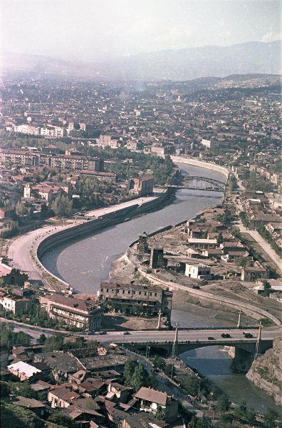 Съемка из вертолета, сентябрь - октябрь 1958, Грузинская ССР, г. Тбилиси. Выставка «Сверху вид лучше» с этой фотографией.&nbsp;