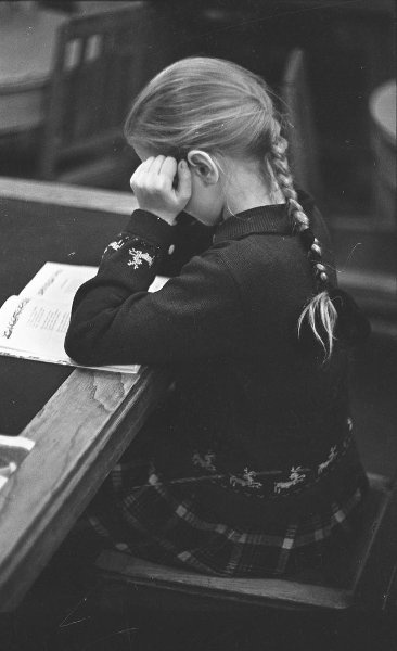 Юная читательница, 1962 год, г. Москва. Видео «Ленинка» с этой фотографией.&nbsp;