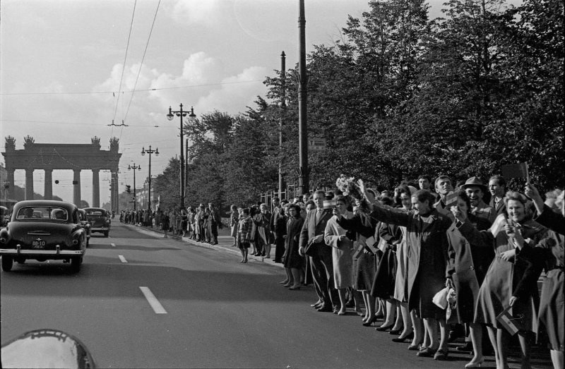 Сентября 1964 года