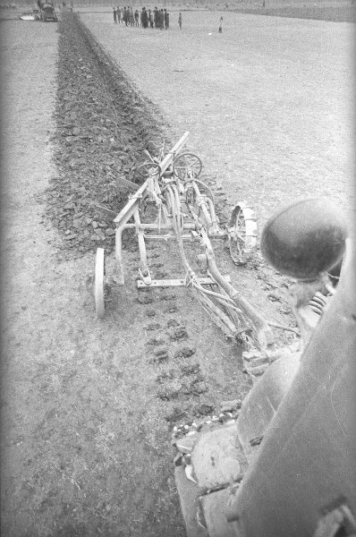 Плуг, 1970-е, Узбекская ССР