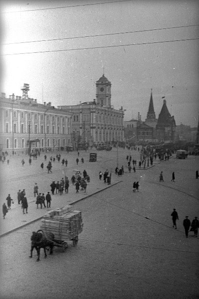 Фото тц на комсомольской площади