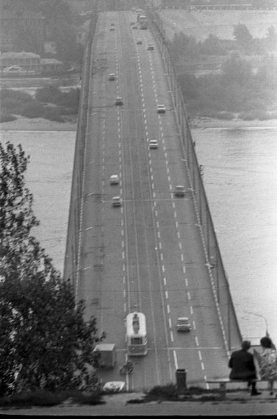 Канавинский мост, 1970-е, г. Горький. Выставка «Жизнь в городе "Н-Н"» с этой фотографией.&nbsp;